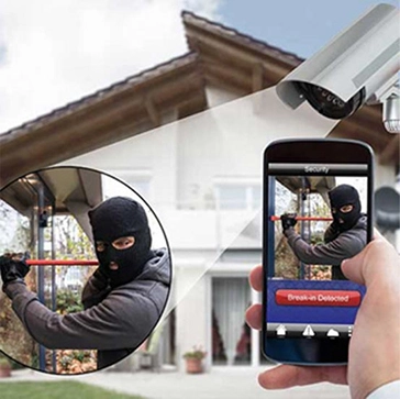 Man holding a security camera in his hand in Las Vegas